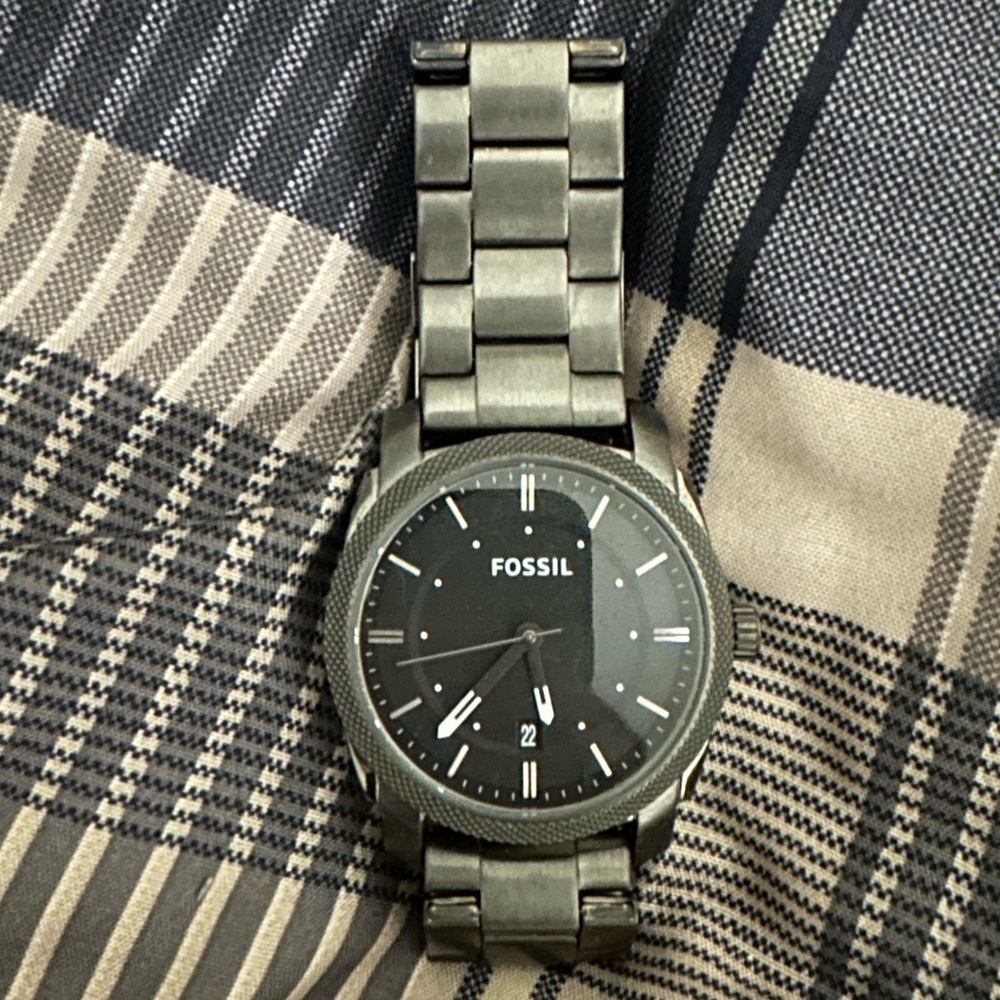 Fossils watch men